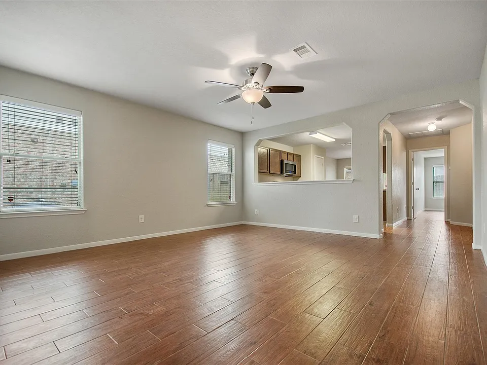 15426 Sableton Crest Ln