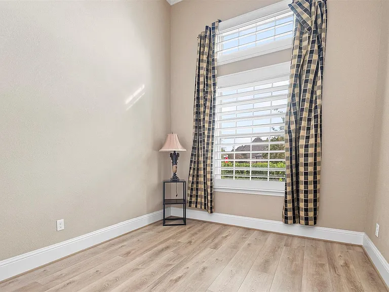 3502 Gambel Dr — Photo 28