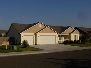 6215 Exeter Ln, Pasco, WA 99301