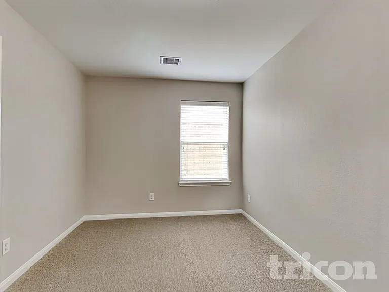 2437 Regatta Ln — Photo 14
