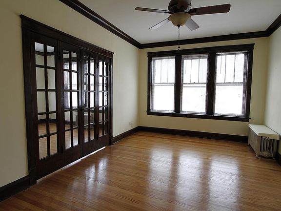 3rd image of 4630 N Hamilton Ave #3