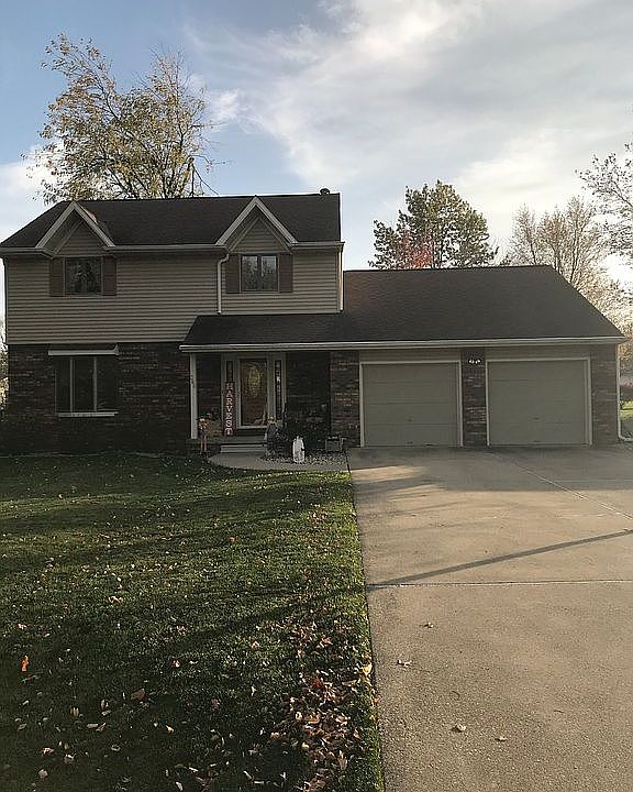 1st image of 366 E Seven Pines Dr