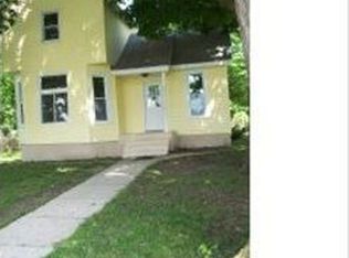 658 S West St, Jacksonville, IL 62650