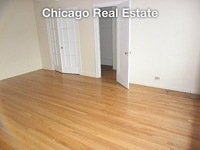 2nd image of 5920 N Clark St APT 606