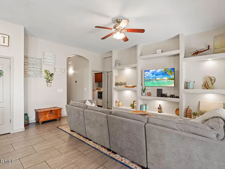 14553 Hunters Grove Ave — Photo 18