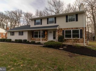 18 Weldin Park Dr, Wilmington, DE 19803