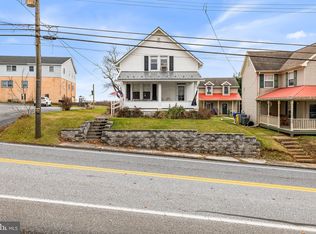 26 W Main St, Fawn Grove, PA 17321