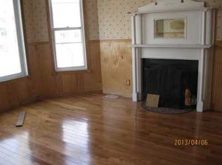 601 E Sale St, Tuscola, IL