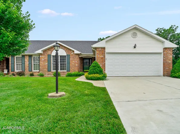 4013 Cambridge Cir, Jefferson City, MO 65109