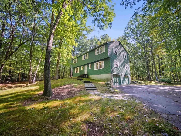 14 Denbow Road, Durham, NH 03824