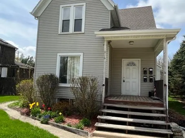 1016 Lincoln Hwy #3, Rochelle, IL 61068