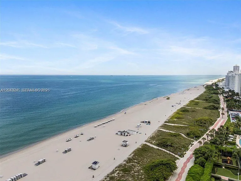 5900 Collins Ave #1406 — Photo 14