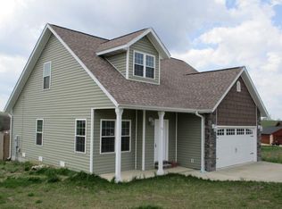 41 Alexas Xing, Reeds Spring, MO 65737