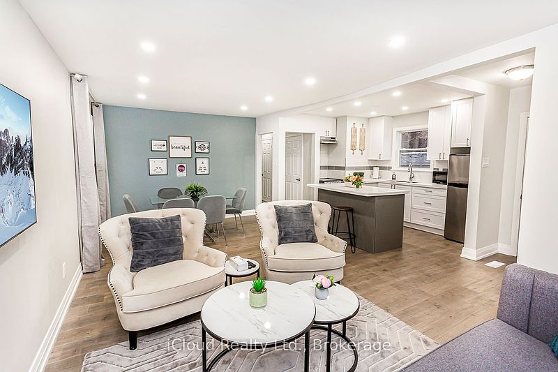 Toronto House for rent - 5 Bedrooms — photo 6