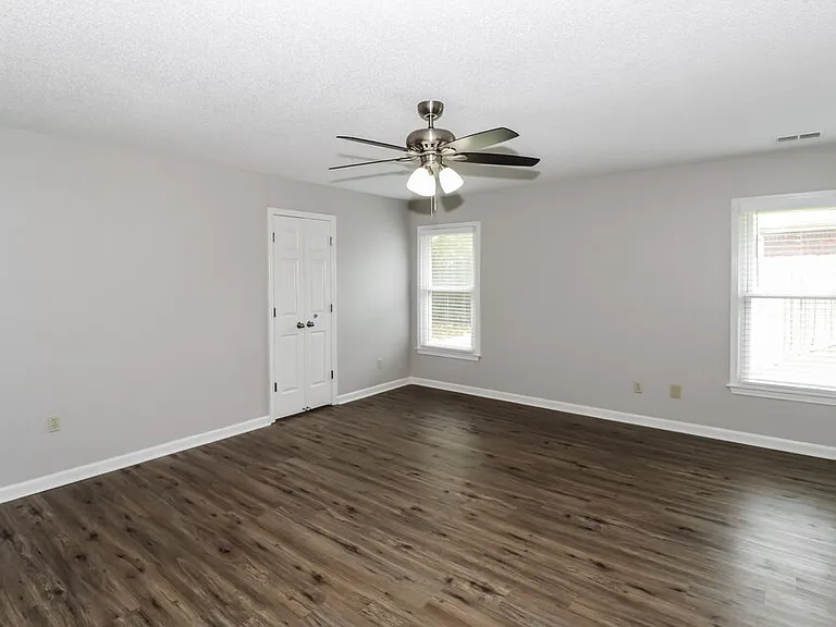 1582 Wind River Cir E — Photo 11