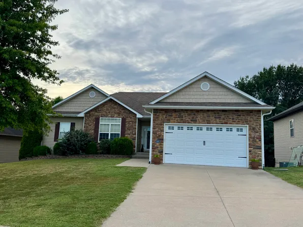 1101 Dolly Varden Dr, Columbia, MO 65203