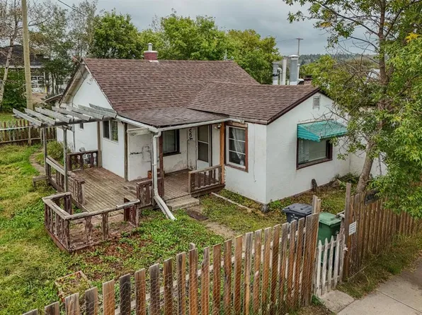 5006 S 47th Ave, Ponoka, AB T4J 1J3
