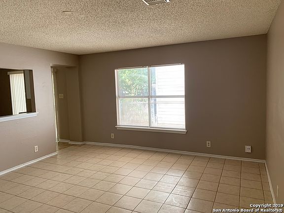 4th image of 9650 Green Plain Dr