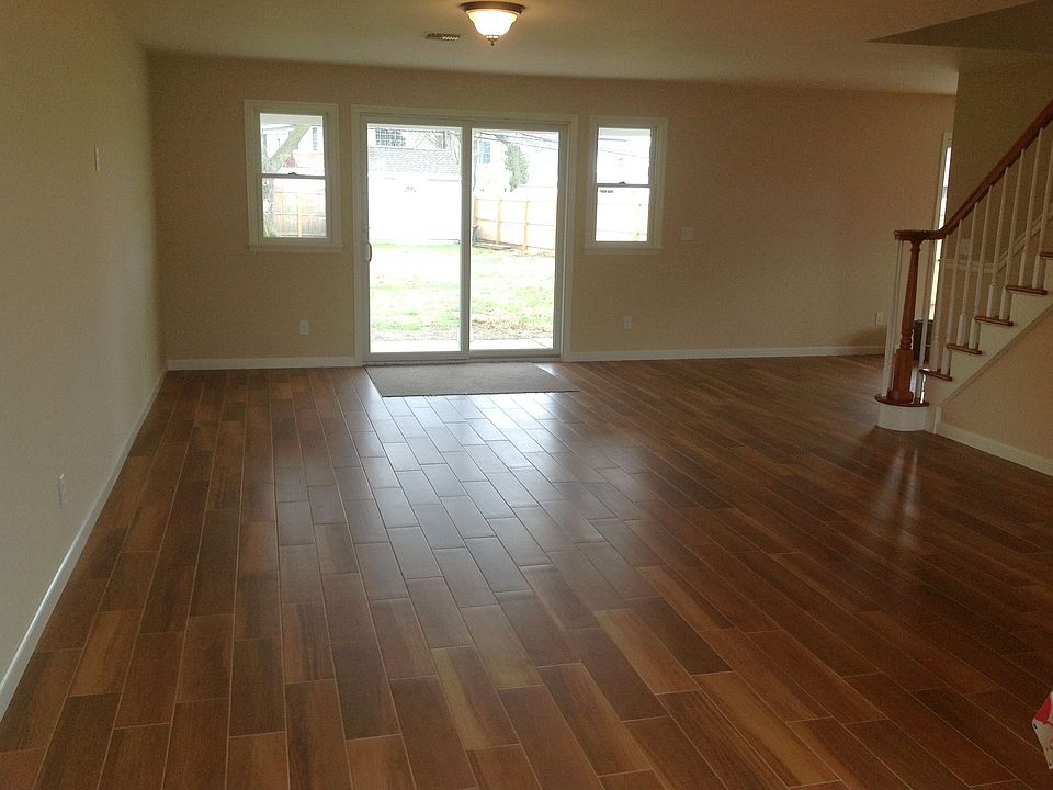 Party Hall (Living Room)