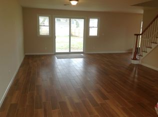 59 Hamlet Rd, Levittown, NY 11756