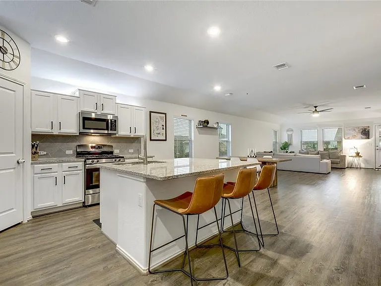 15400 Summer Ray Dr — Photo 8