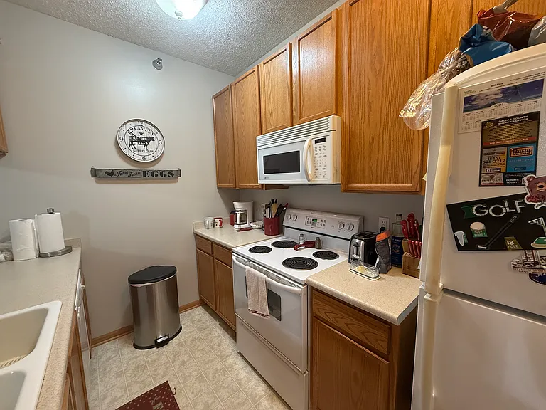 1360 SE Florence Dr #50 — Photo 4