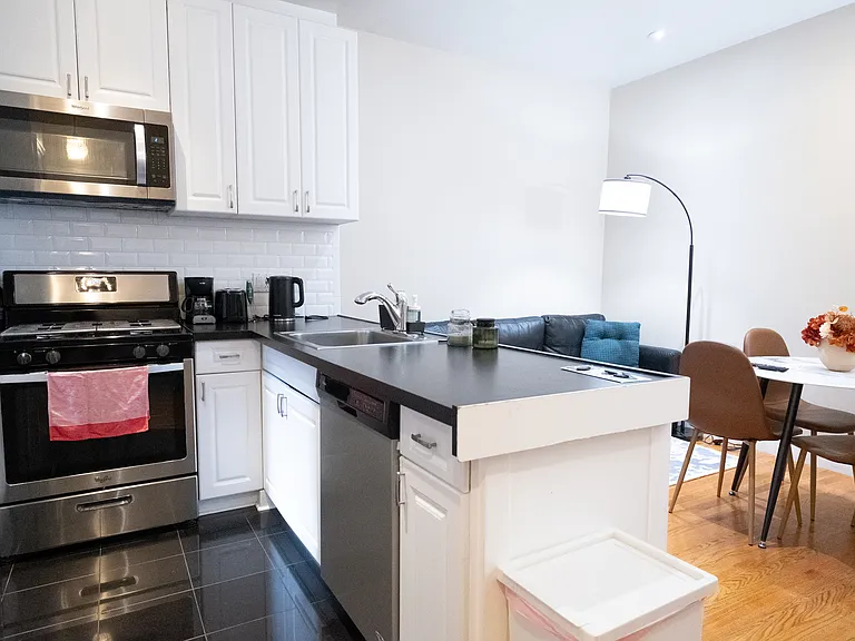 230 W 113th St #2D — Photo 14