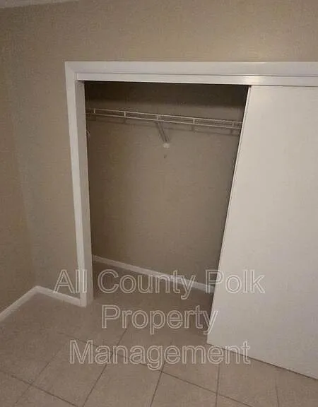 4917 Malibu Ct — Photo 10