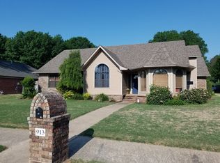 913 Heather Cir, Conway, AR 72034
