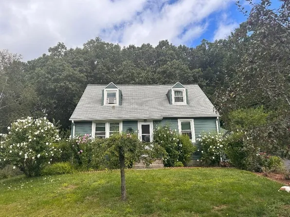 64 Homestead Ave, West Springfield, MA 01089