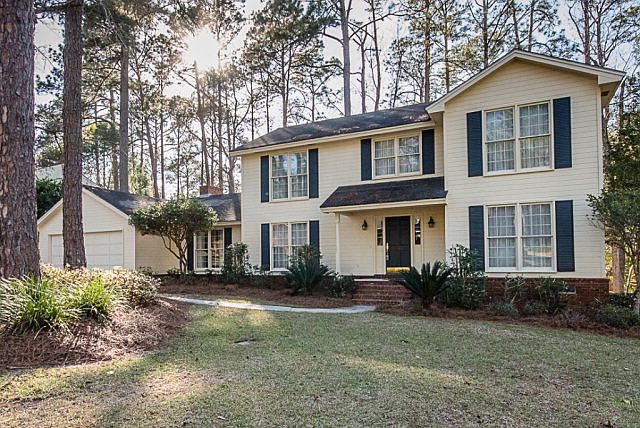 1st image of 2502 Rolling Hill Dr
