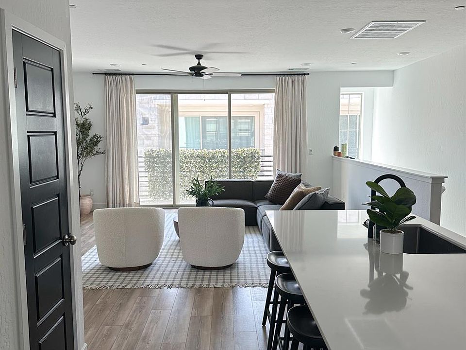 1st image of 10968 N Honeysuckle Dr