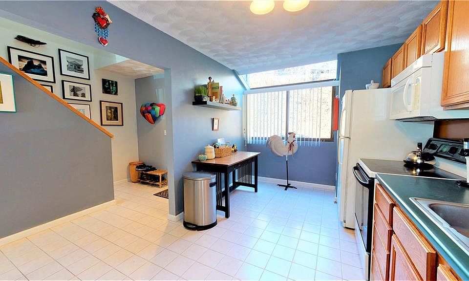 5 Wake Robin Rd Lincoln, RI, 02865 Apartments for Rent Zillow