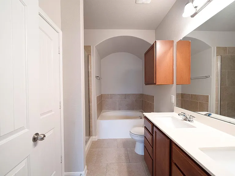 1620 Bryant Dr #2104-1 — Photo 13