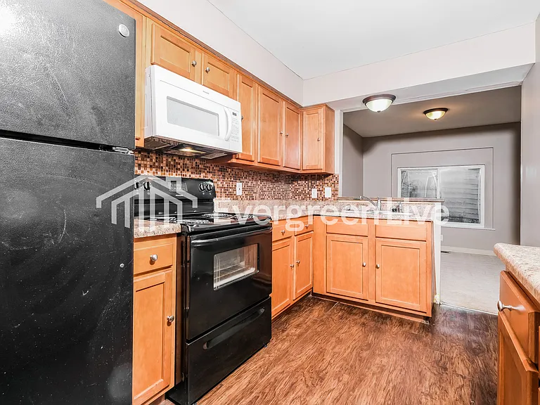 1356 Benvue Dr — Photo 6