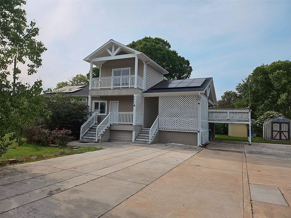 1st image of 5821 Woodview Dr