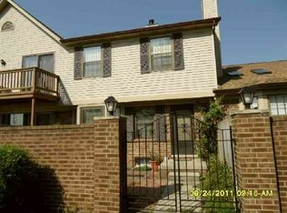 34829 E Wilma Ct, New Baltimore, MI 48047