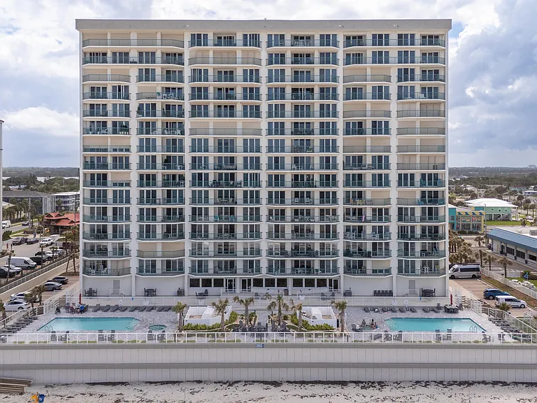 2055 Atlantic Ave #710 — Photo 37
