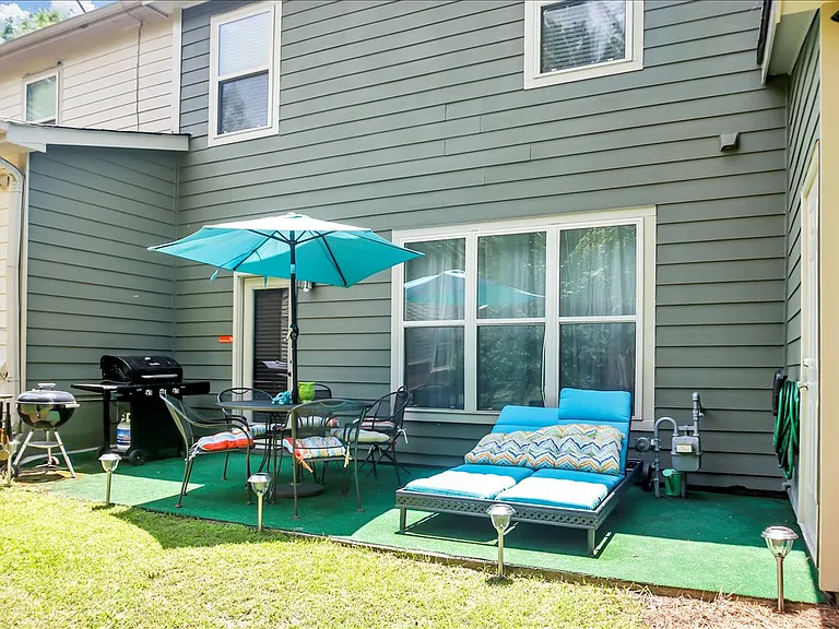 114 Creighton Ln — Photo 29