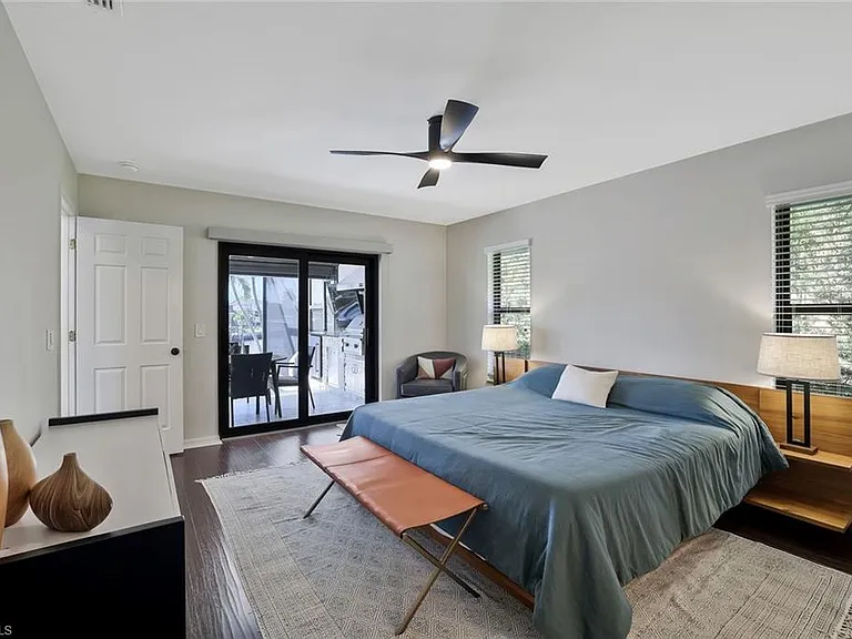 50 Copperfield Ct — Photo 22
