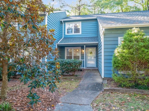 532 Applecross Dr, Cary, NC 27511