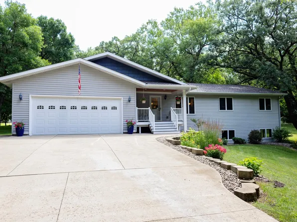 2485 Reeds Villa Ln SW, Alexandria, MN 56308