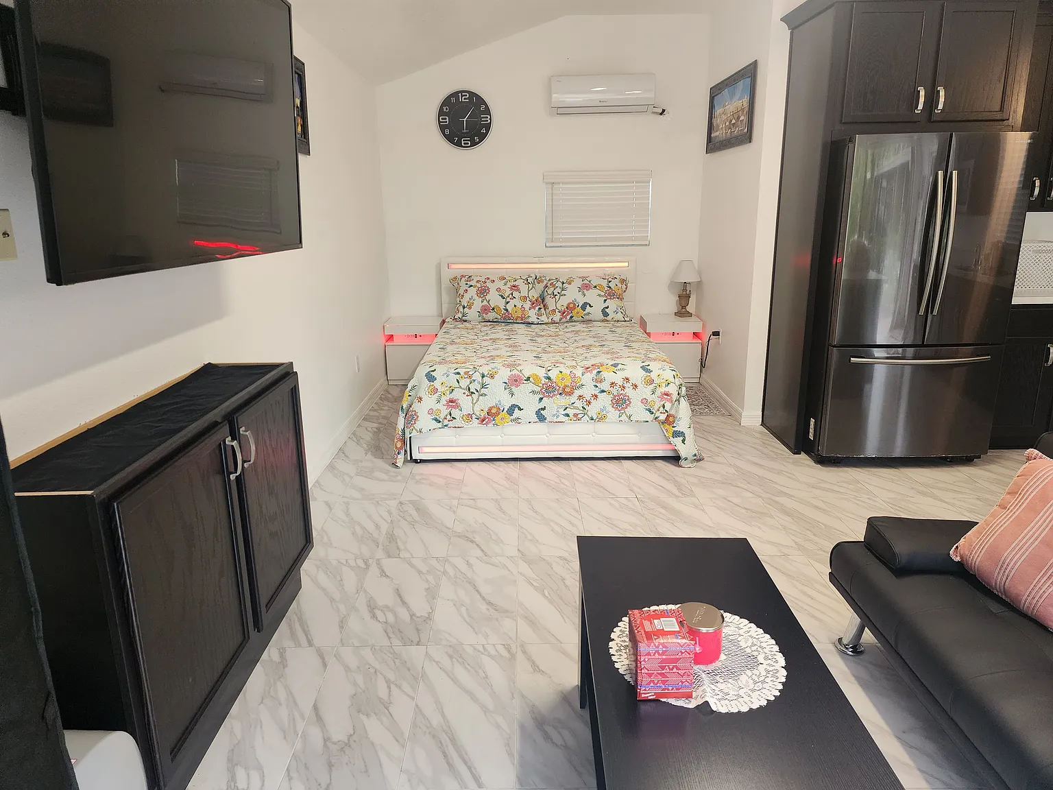 Studio, 400 sqft, $1,000 — Photo 2