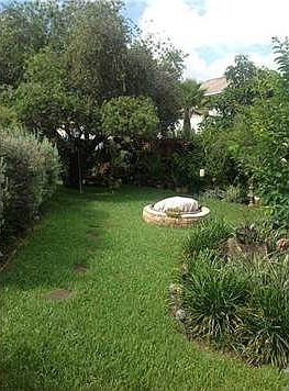 5th image of 411 Saint Anns Dr