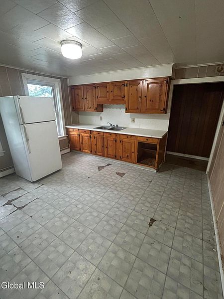 5th image of 44 Otsego Street