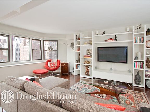 5th image of 205 E 77th St APT 14A
