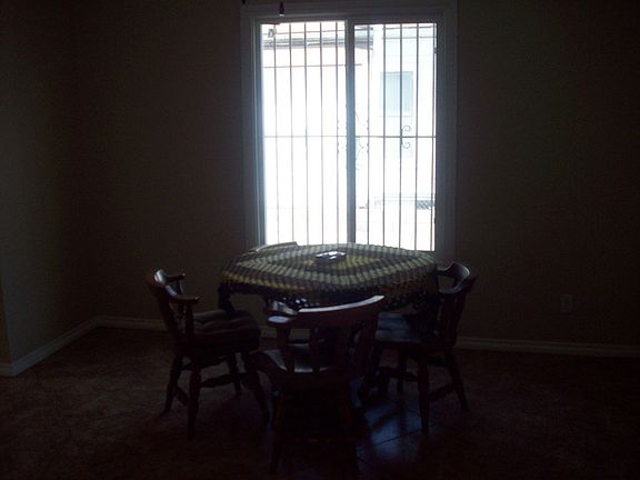 DINING ROOM 2BD/1BTH