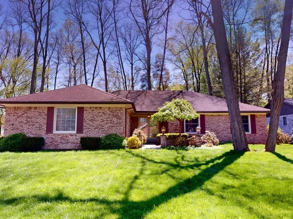 8610 Shelby Woods Dr, Shelby Township, MI 48317