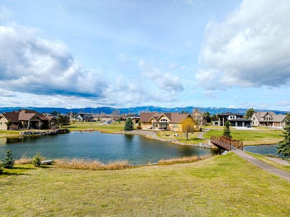 1114 Lake Pointe Dr, Bigfork, MT 59911