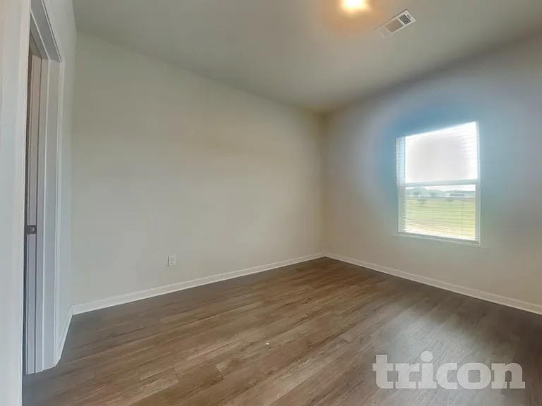1317 Deutz Dr — Photo 3